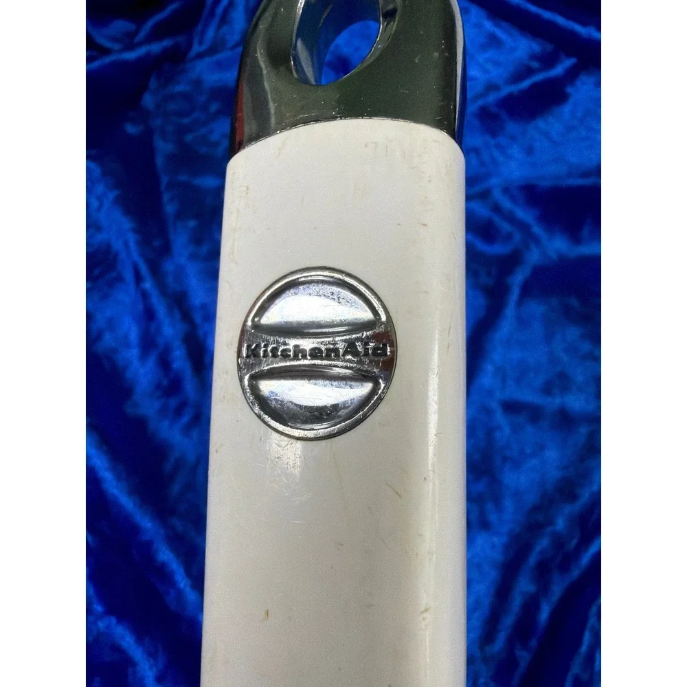 KitchenAid Ice Cream Scoop White Ergonomic Handle Zinc Alloy‎ Head 8.5 Inch Cute